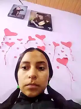 Snapshot of emma_ambar chatting on 11, 3, 2025 emma ambar online show from 11, 3, 2025