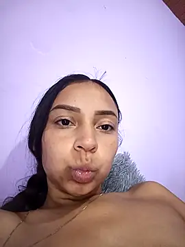 Snapshot of emma_ambar chatting on 20, 3, 2025 emma ambar online show from 20, 3, 2025