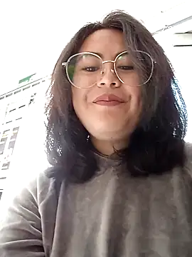 Snapshot of lara_moon25 chatting on 7, 12, 2024 lara moon25 online show from 7, 12, 2024