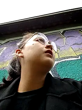 Snapshot of lara_moon25 chatting on 12, 12, 2024 lara moon25 online show from 12, 12, 2024