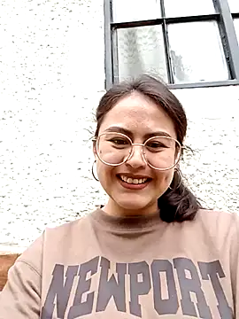 Snapshot of lara_moon25 chatting on 14, 3, 2025 lara moon25 online show from 14, 3, 2025