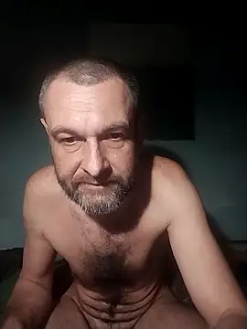 Snapshot of Andrzej-M chatting on 10, 4, 2026 Andrzej-M online show from 10, 4, 2026