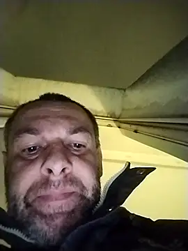 Snapshot of Andrzej-M chatting on 25, 4, 2026 Andrzej-M online show from 25, 4, 2026