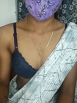 Snapshot of Miakhalifatamil chatting on 29, 12, 2024 Miakhalifatamil online show from 29, 12, 2024