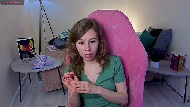 Snapshot of Lill_Mary chatting on 15, 2, 2025 Lill Mary online show from 15, 2, 2025