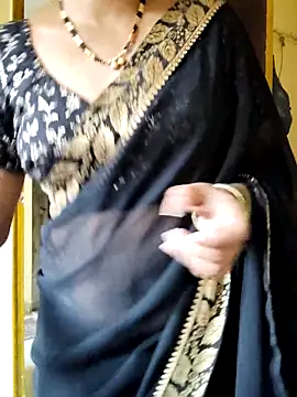 Snapshot of anuradha1432 chatting on 23, 12, 2025 anuradha1432 online show from 23, 12, 2025