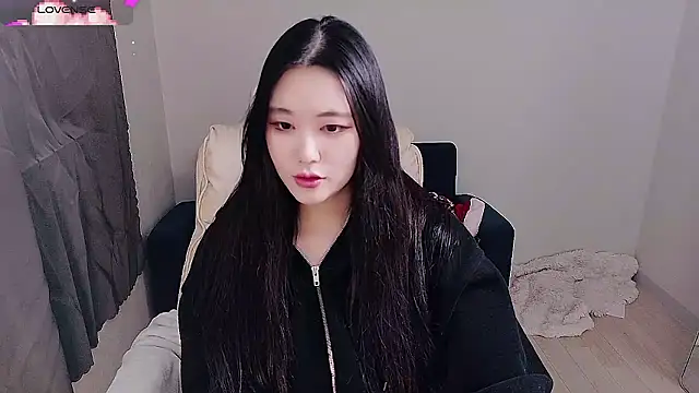 who Lilly online show from 16, 12, 2025