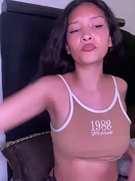 baby lizy online show from 12, 12, 2024