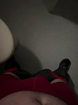 Snapshot of lescoquin2215 chatting on 16, 2, 2026 lescoquin2215 online show from 16, 2, 2026