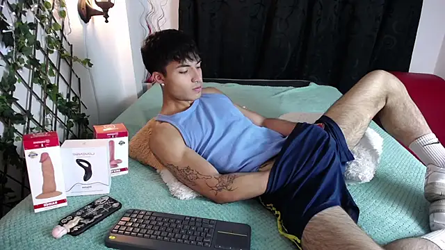 dylan fun18 online show from 6, 1, 2025