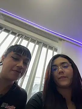 camianddanna online show from 28, 11, 2025