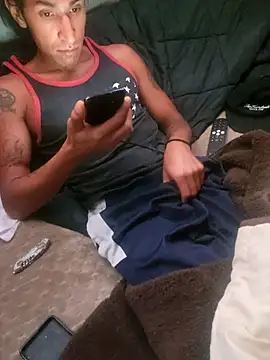 Snapshot of LargeDominoes chatting on 25, 3, 2026 LargeDominoes online show from 25, 3, 2026