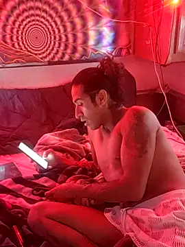 Snapshot of LargeDominoes chatting on 16, 4, 2026 LargeDominoes online show from 16, 4, 2026