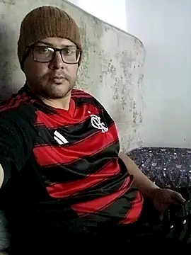 Snapshot of CHEFES_DEL_SEXY chatting on 30, 4, 2026 CHEFES DEL SEXY online show from 30, 4, 2026