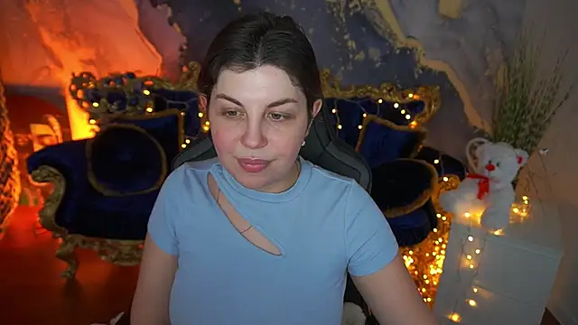 Snapshot of MirandaWong chatting on 5, 3, 2026 MirandaWong online show from 5, 3, 2026