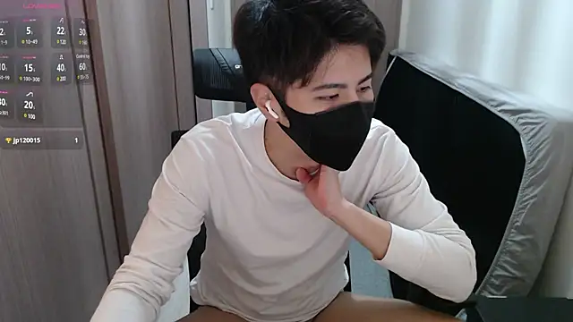 Snapshot of ryota_kkk chatting on 9, 12, 2024 ryota kkk online show from 9, 12, 2024