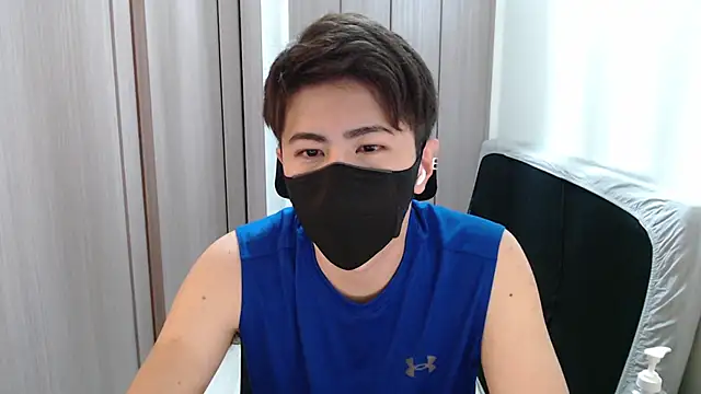 Snapshot of ryota_kkk chatting on 6, 1, 2025 ryota kkk online show from 6, 1, 2025