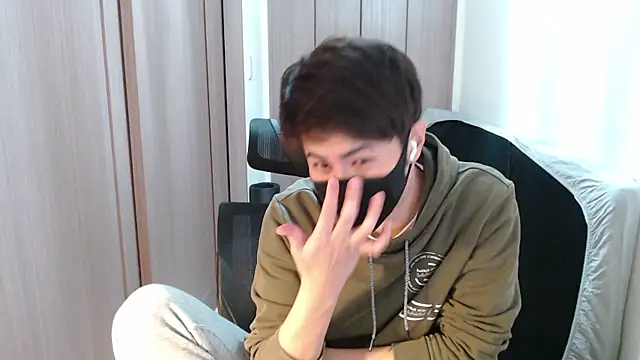 Snapshot of ryota_kkk chatting on 15, 1, 2025 ryota kkk online show from 15, 1, 2025