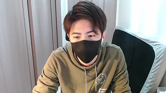 Snapshot of ryota_kkk chatting on 20, 2, 2025 ryota kkk online show from 20, 2, 2025