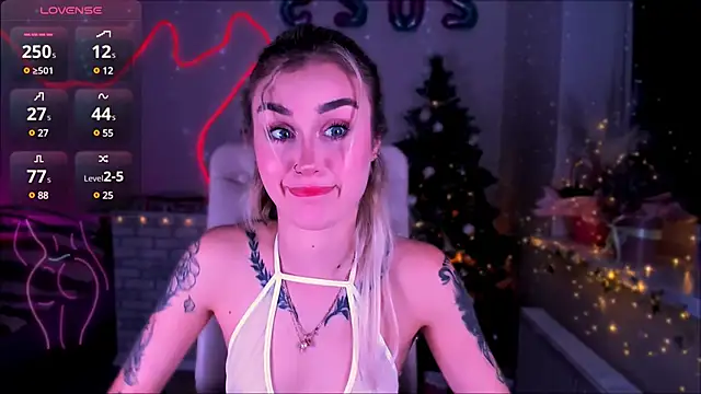 Snapshot of _Ravenaa chatting on 11, 1, 2025 Ravenaa online show from 11, 1, 2025