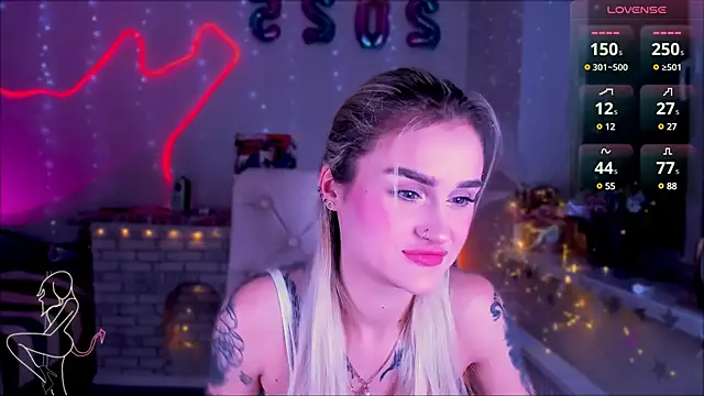 Snapshot of _Ravenaa chatting on 26, 1, 2025 Ravenaa online show from 26, 1, 2025