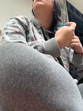 Soe Lara online show from 18, 12, 2025