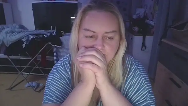 Meliss Official9 online show from 15, 3, 2025