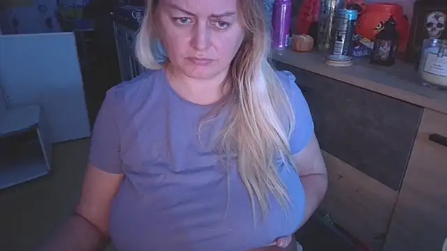 Meliss Official9 online show from 30, 10, 2025