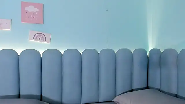 curvy rousi online show from 23, 10, 2025