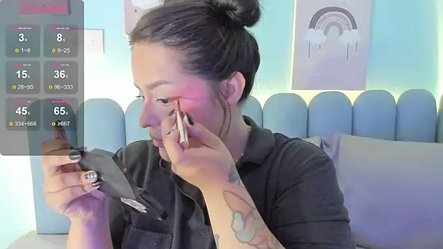 curvy rousi online show from 28, 10, 2025