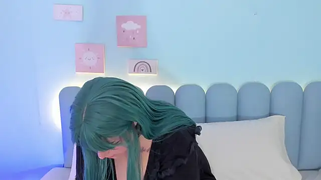 curvy rousi online show from 18, 11, 2025