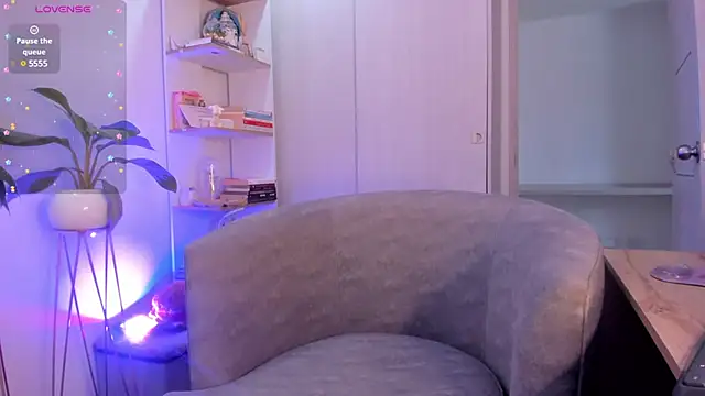 Snapshot of danna_davis18 chatting on 5, 12, 2024 danna davis18 online show from 5, 12, 2024