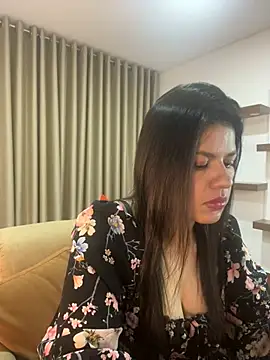 Alice Biel online show from 9, 1, 2025