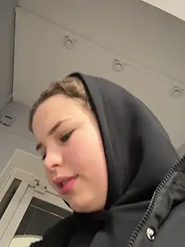 Snapshot of AlenaDast chatting on 13, 12, 2024 AlenaDast online show from 13, 12, 2024