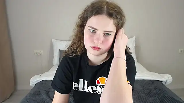 Snapshot of AlenaDast chatting on 11, 2, 2025 AlenaDast online show from 11, 2, 2025