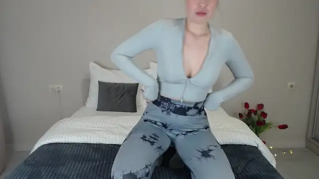 Snapshot of AlenaDast chatting on 19, 2, 2025 AlenaDast online show from 19, 2, 2025