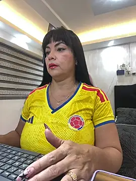 Hot beauty   online show from 8, 7, 2026