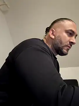 NewyorkDimi online show from 5, 1, 2025