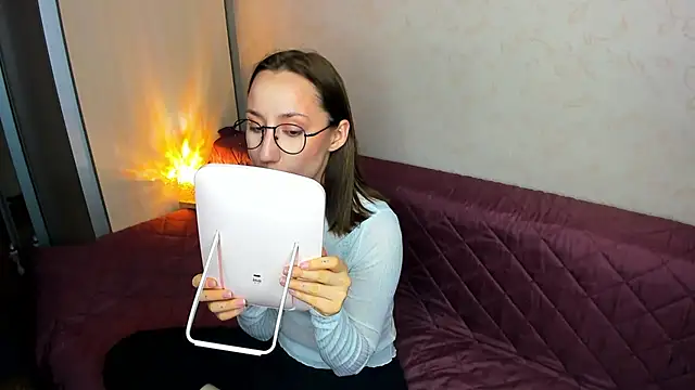 Snapshot of MelodyOfLovee chatting on 24, 3, 2026 MelodyOfLovee online show from 24, 3, 2026