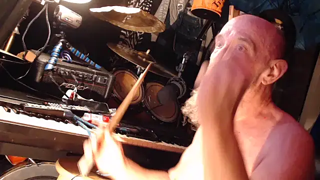 Snapshot of DREAMZ420 chatting on 13, 10, 2025 DREAMZ420 online show from 13, 10, 2025