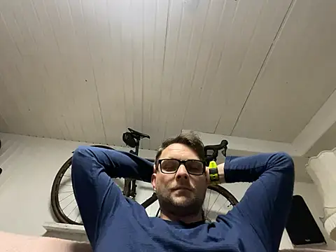 Snapshot of Perry_devot chatting on 6, 1, 2025 Perry devot online show from 6, 1, 2025