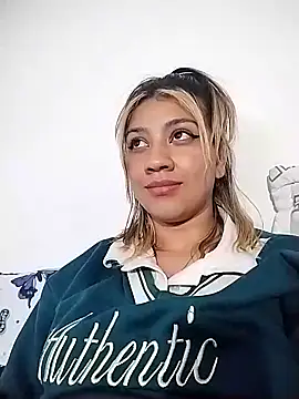 nina carther online show from 11, 3, 2025