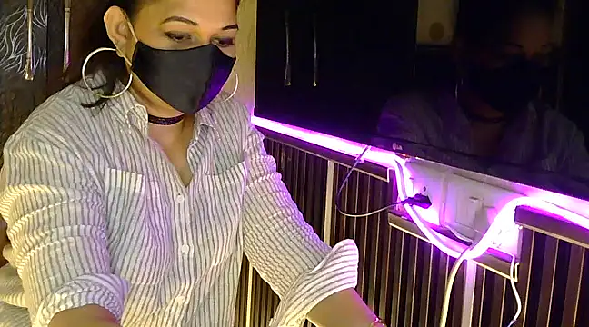 fabdemira online show from 21, 1, 2025