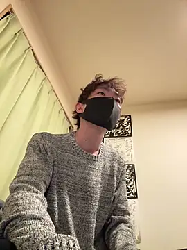 Snapshot of UKI06 chatting on 20, 12, 2024 UKI06 online show from 20, 12, 2024