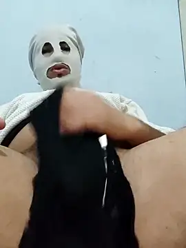 Mimoudik online show from 4, 2, 2026