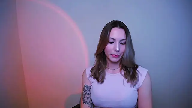 Snapshot of VanessaMay_ chatting on 18, 12, 2024 VanessaMay online show from 18, 12, 2024