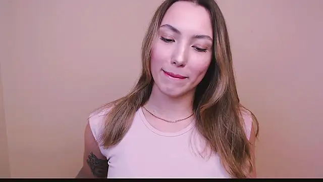 Snapshot of VanessaMay_ chatting on 6, 2, 2025 VanessaMay online show from 6, 2, 2025