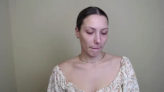 Snapshot of VanessaMay_ chatting on 4, 2, 2026 VanessaMay online show from 4, 2, 2026