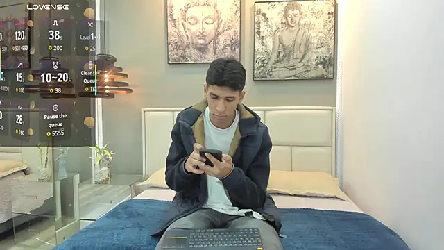 Snapshot of kieran_derek chatting on 6, 1, 2026 kieran derek online show from 6, 1, 2026