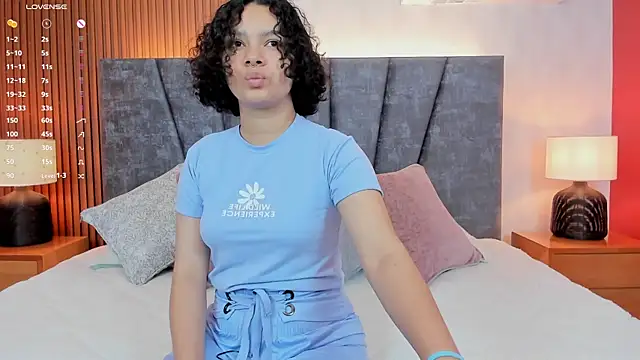 pretty sunlight  online show from 8, 1, 2025